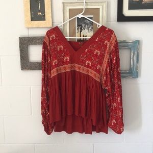 Spell and the gypsy tops